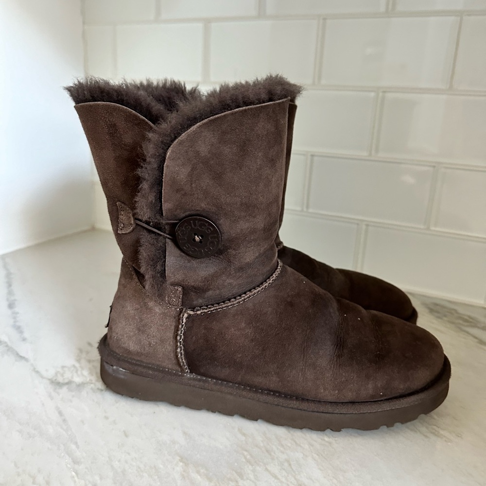 Ugg Single Button Bailey In Brown, Size 7 - image 1